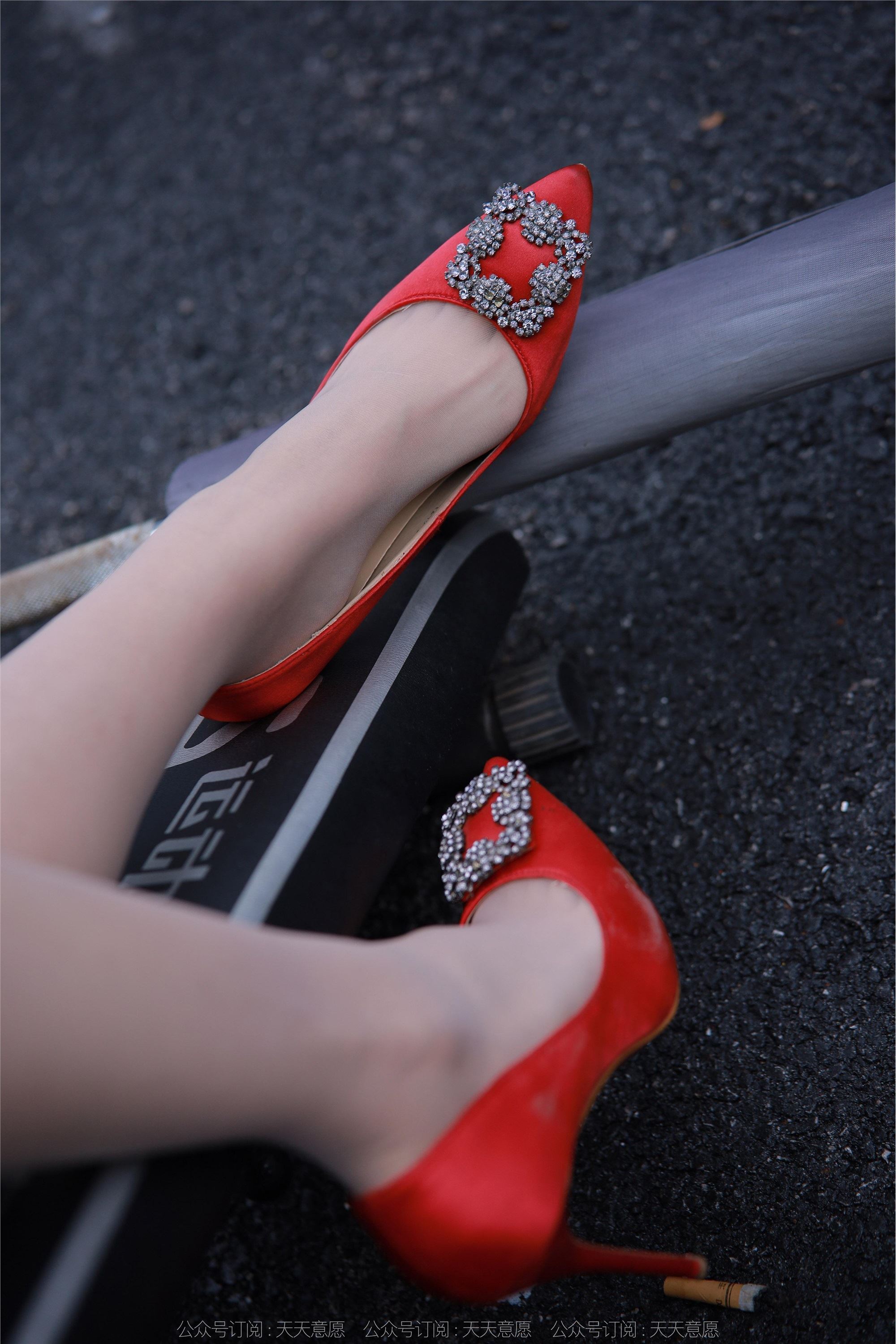 IESS异思趣向  2022.11.24 丝享家 1278 小宝《都市女白领》